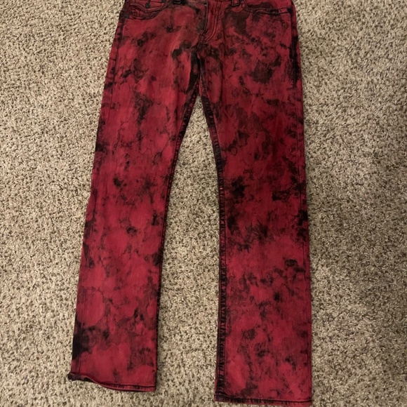 true religion jeans mens 34 Red and black Tie dye